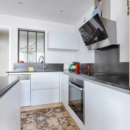 Superbe A 15e Apartment
